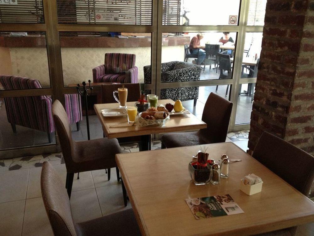 Hotel Y Suites Nader Канкун Экстерьер фото