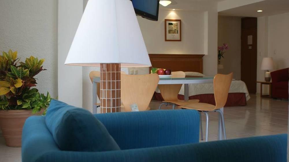 Hotel Y Suites Nader Канкун Экстерьер фото