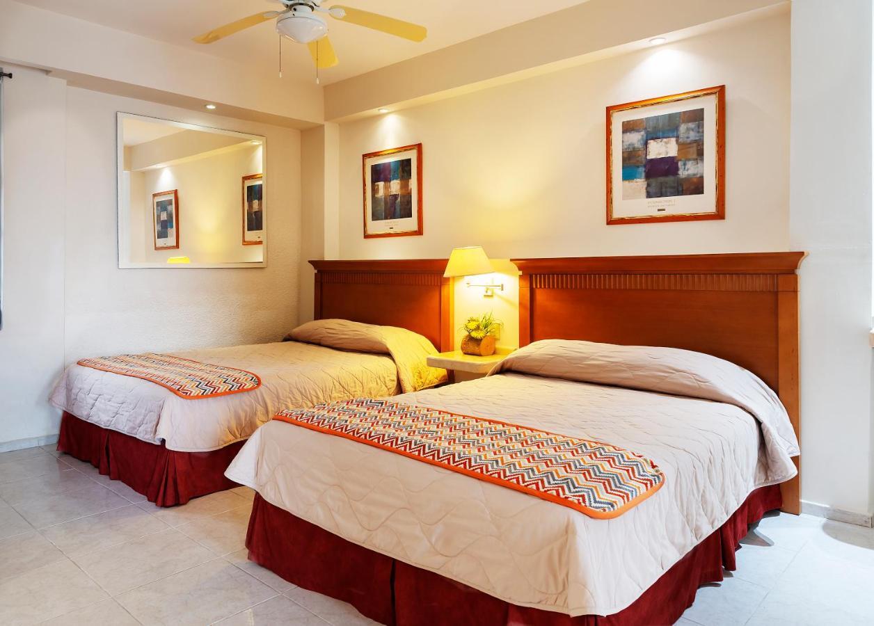Hotel Y Suites Nader Канкун Экстерьер фото